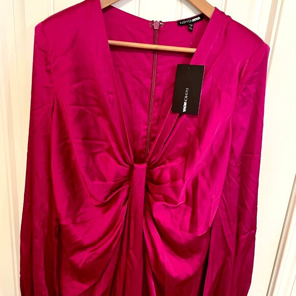 NEW Fashion Nova Queen Moment Satin Maxi Dress SZ 1X Magenta Dressy - Picture 2 of 15